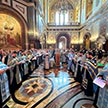 Молебен с акафистом в Храме Христа Спасителя