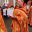 Литургия и Крестный ход в понедельник Светлой седмицы в храме Ризоположения на Донской
