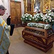 Утреня с чином Погребения Пресвятой Богородицы.