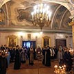 Всенощное бдение с чином выноса Честного и Животворящего Креста Господня в канун праздника Благовещения Пресвятой Богородицы и дня преставления святителя Тихона, Патриарха Московского и всея России