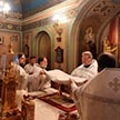 Навечерие Рождества Христова в храме Положения Ризы Господней состоялось торжественное богослужение