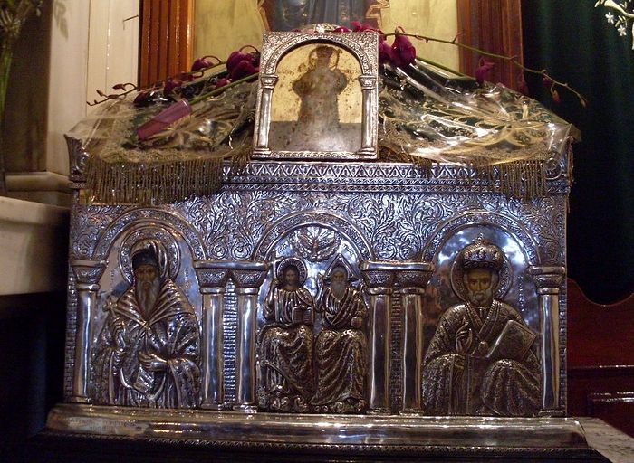 Ковчег с мощами св. Нектария