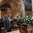 Вечерня с выносом Плащаницы Спасителя