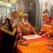 Божественная Литургия в храме Положения Ризы Господней на Донской в праздник святой великомученицы Екатерины