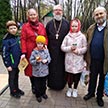 Пасхальное поздравление многодетных семей в храме Живоначальной Троицы в Чертанове