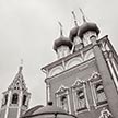 Епископ Бронницкий Фома возглавил Божественную литургию в храме Ризоположения на Донской в день престольного праздника