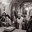Епископ Бронницкий Фома возглавил Божественную литургию в храме Ризоположения на Донской в день престольного праздника