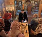 Традиционное чаепитие и беседа с прихожанами