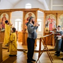 Народный хор пел Литургию