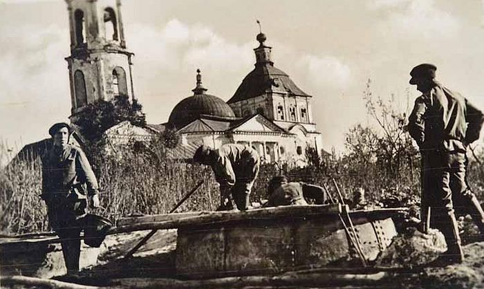 Болхов. Церковь Косьмы и Дамиана. Фото Попов Сергей