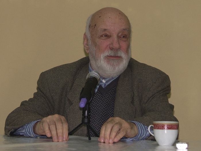 Виктор Николаевич Тростников