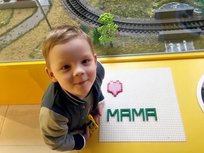 Витя, старший сын Елены. Фото из архива Елены Пискаревой