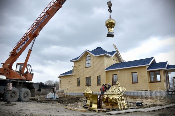 Строительство храма Покрова Пресвятой Богородицы на территории Прихода Собора всех святых в земле Симбирской просиявших, в Засвияжском районе Ульяновска, на берегу реки Свияги. Фото: Пресс-служба Симбирской митрополии