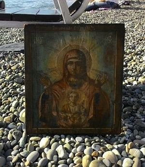 Икона Знамение, принесенная дельфинами к побережью